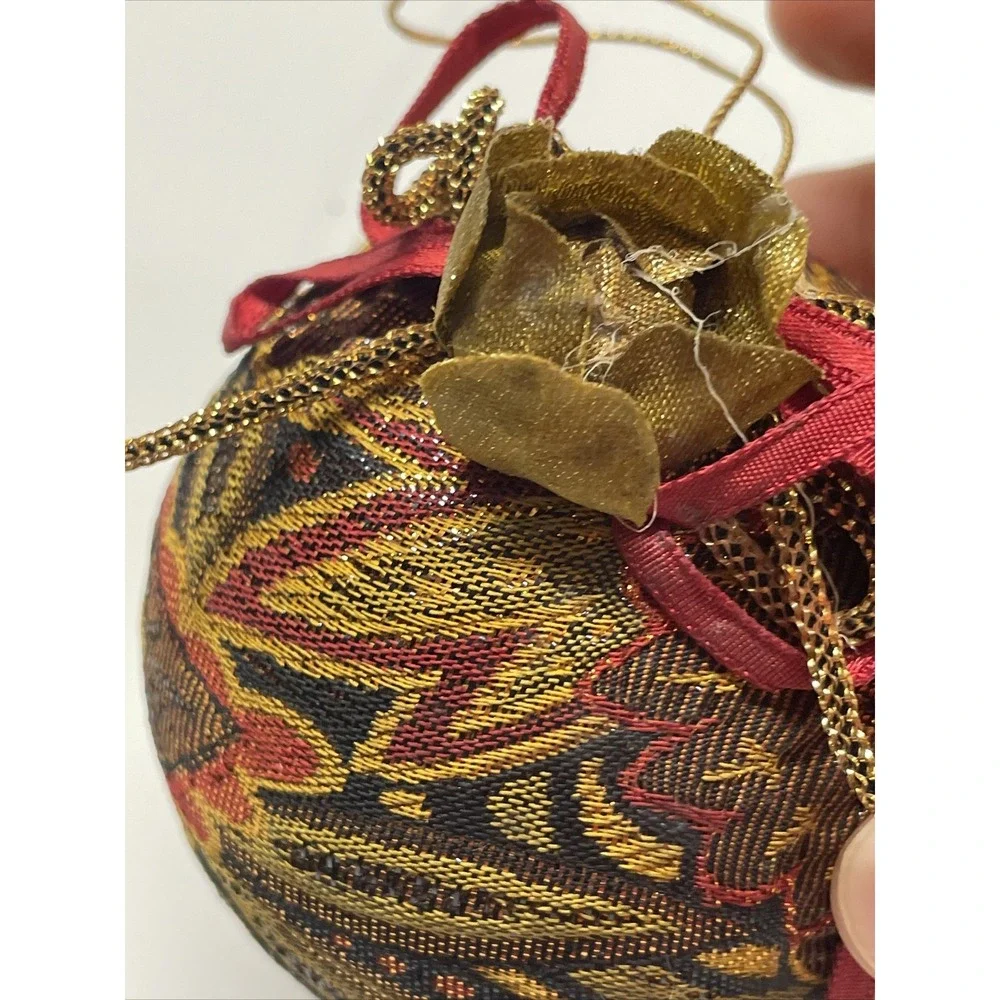 Vintage Gold Floral Red‎ Black Christmas Ornament Abstract Handmade Bows Read